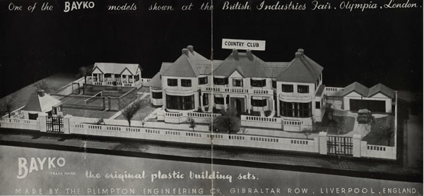 Centre pages of the 1951 B.I.F. Brochure showing the Country Club model issued by Plimpton